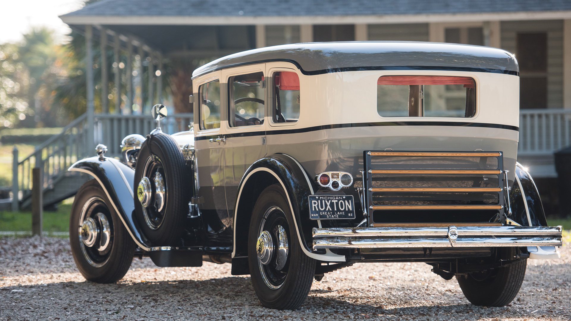 足球行业高峰论坛聚焦产业升级转型，足球产业规模