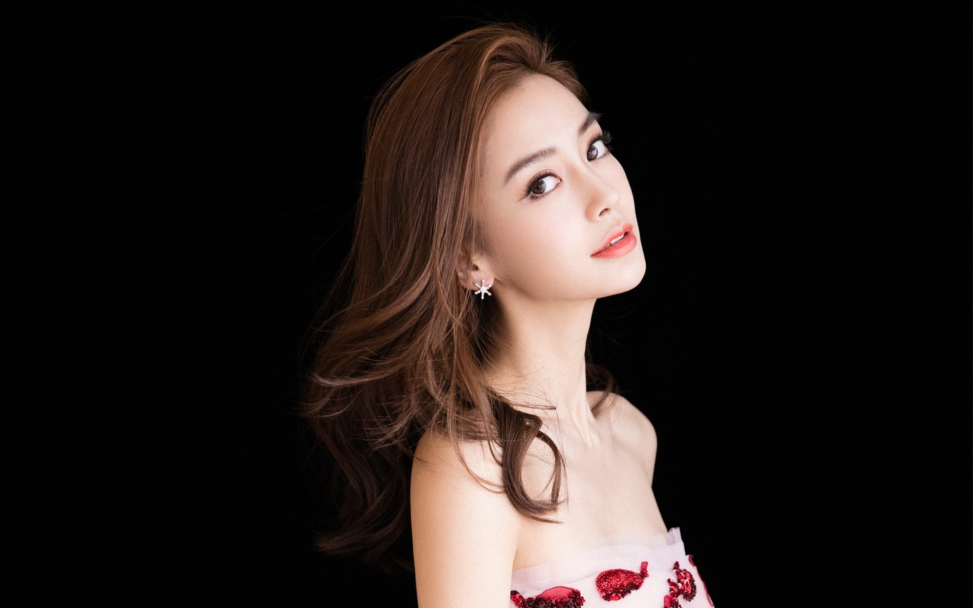 WNBA明星球员表现持续抢眼,wnba明星队