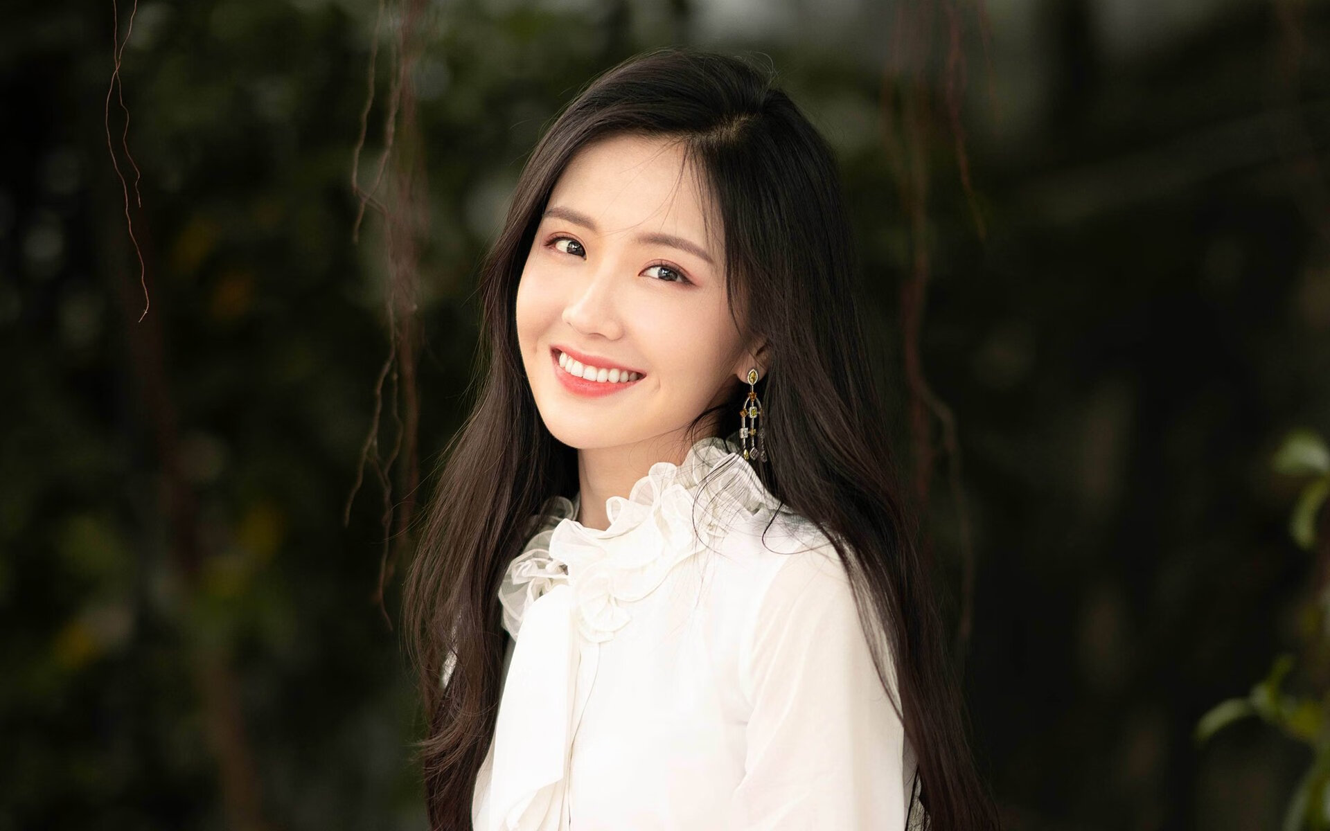 爱游戏app下载-利雅得新月主场大胜强敌，利雅得新月队