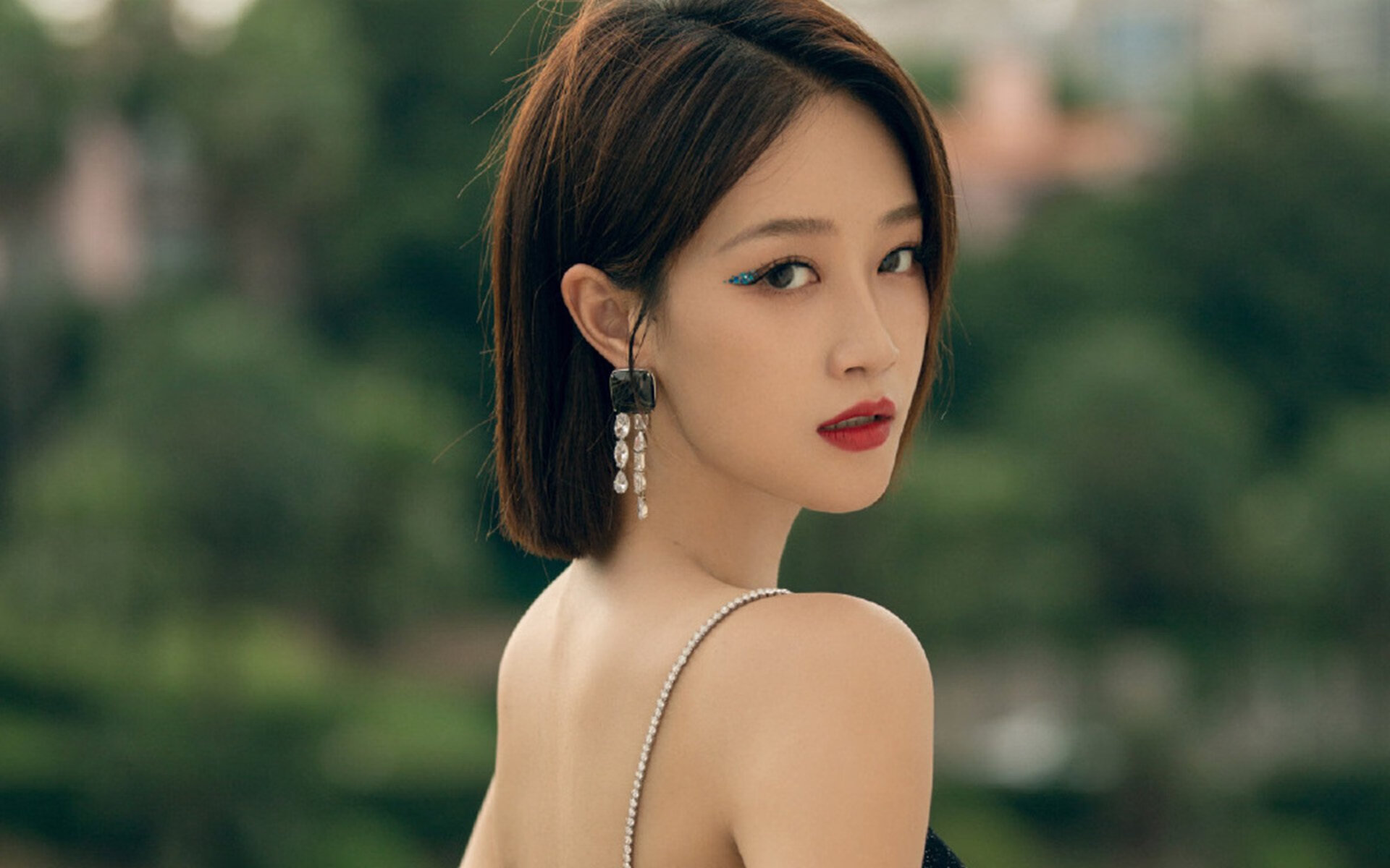 布莱顿客场力克西汉姆,英超保级前景一线曙光,布莱顿对阵西汉姆联