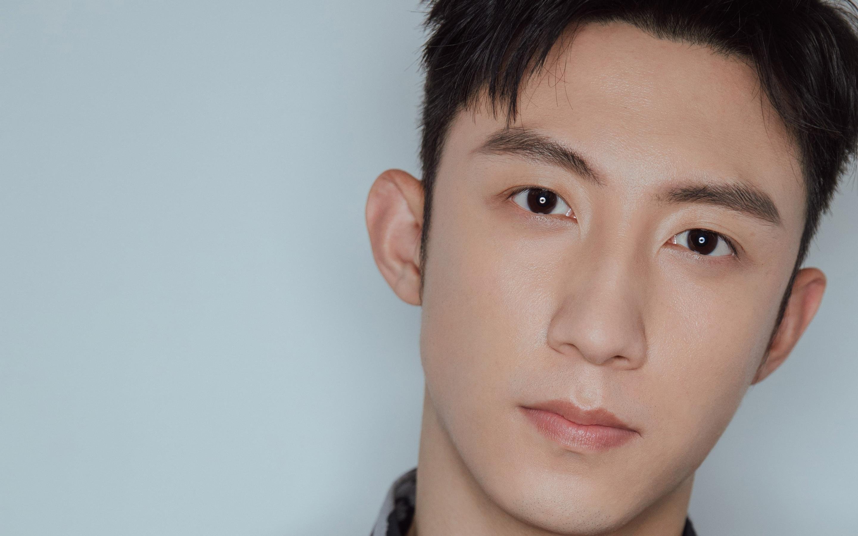 爱游戏app-德甲火线对决：官网瞬间成现场焦点